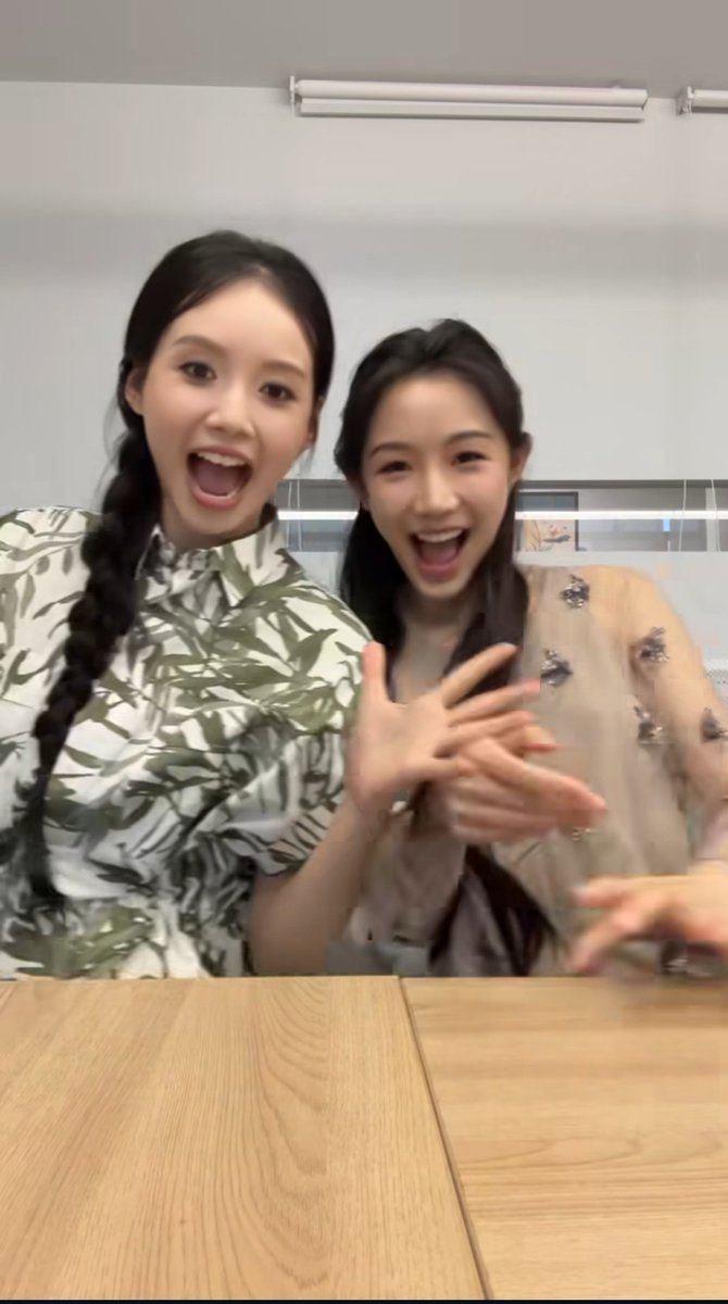 sapphictt's tweet photo. MIS MADREEEES
THEY R COMING BACK
#CoupleOfMirrors #CoM
#SunYihan #ZhangNan https://t.co/FtisJyg9Re