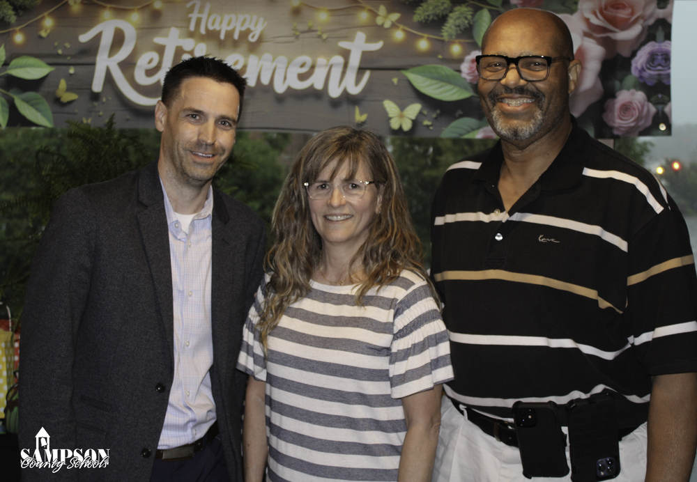 Honoring Our Incredible Retirees! sampson.k12.nc.us/o/scs/article/…