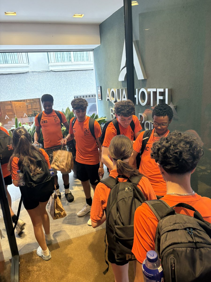 Wren Academy Finchley PE tweet media