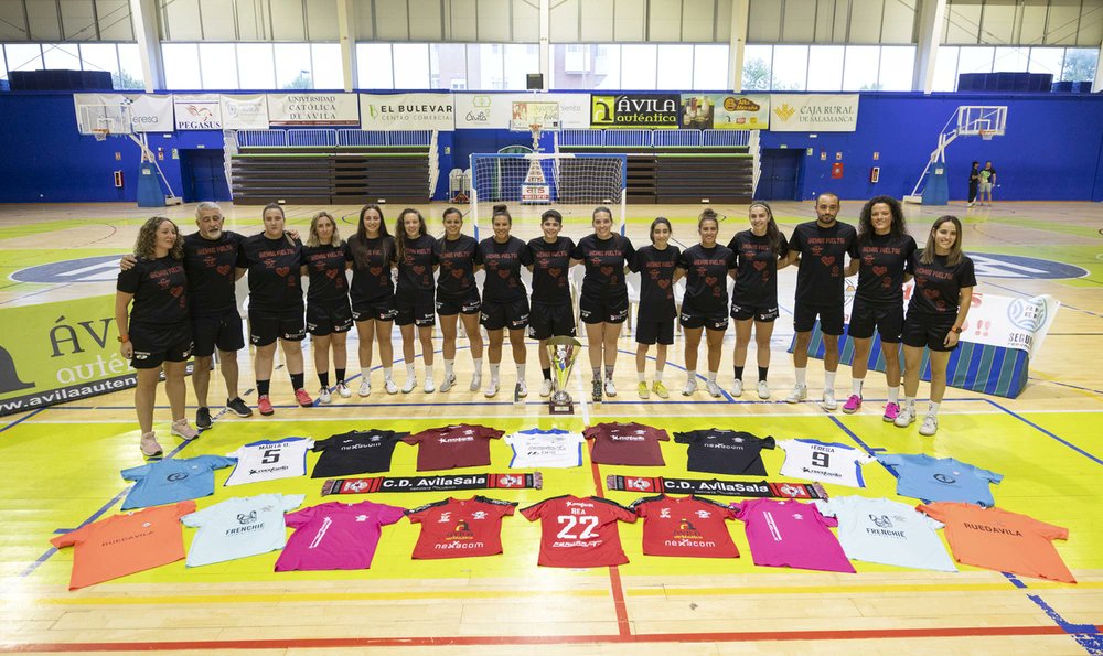 #FutbolSala
⚽️ El ÁvilaSala Ávila Auténtica cierra la 2024-25  satisfecho por su papel en una Segunda División Femenina «en la que  hemos competido hasta el final»
🔴 Mercedes Gómez 'Peke' y Paco Cabañas cierran su etapa al frente del primer equipo
#avila
diariodeavila.es/noticia/z6a422…