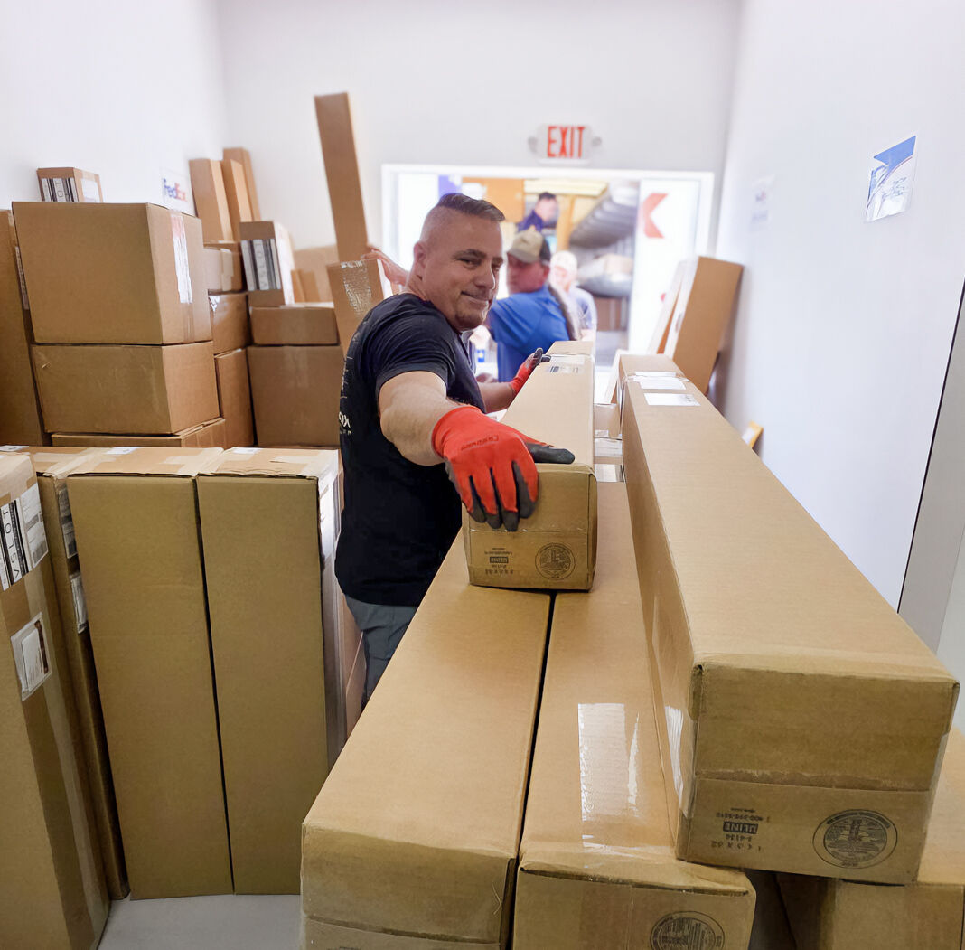 OpenBuilds's tweet image. 📦 It’s all hands on deck here at OpenBuilds!
 
Inventory is flying off the shelves—once it’s gone, it’s gone for good. Our team is working hard packing up every order with care and gratitude.
 
🛒 Don’t miss your chance to grab what you need while it’s still available!
👉 Place…