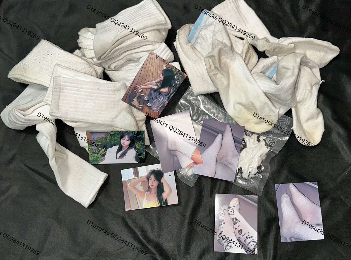 最近的现货太多啦，发一下最近的打包现场。
#原味袜子 #原味棉袜  #女大生  #素人原味  #素人 #套路原味  #套路脚照  #冰冰袜