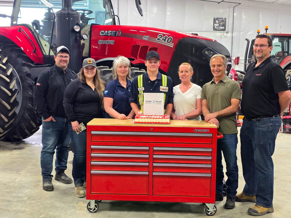 EquipmentOnt's tweet photo. Join us in Congratulating Scott on becoming an Agriculture Technician Apprentice through the Ontario Youth Apprenticeship Program.  🎉

Scott has a talent and passion for mechanics &amp; agriculture—skills he developed working on his grandfather’s farm. 

#OYAP #EOHighlight https://t.co/SH5sNj2oY1
