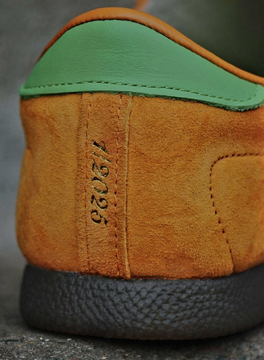 Spirit69_'s tweet image. ADIDAS ORIGINALS CITY SERIES LIVERPOOL. Bienvenidos a Liverpool. 5 años después,Adidas y tiendas Size? vuelven juntas para renovar su primer modelo Liverpool. Colores eclécticos para ese guiño a los sonidos The Cavern y Mathew Street. #adidas #adiporn #terracestyle #gradas