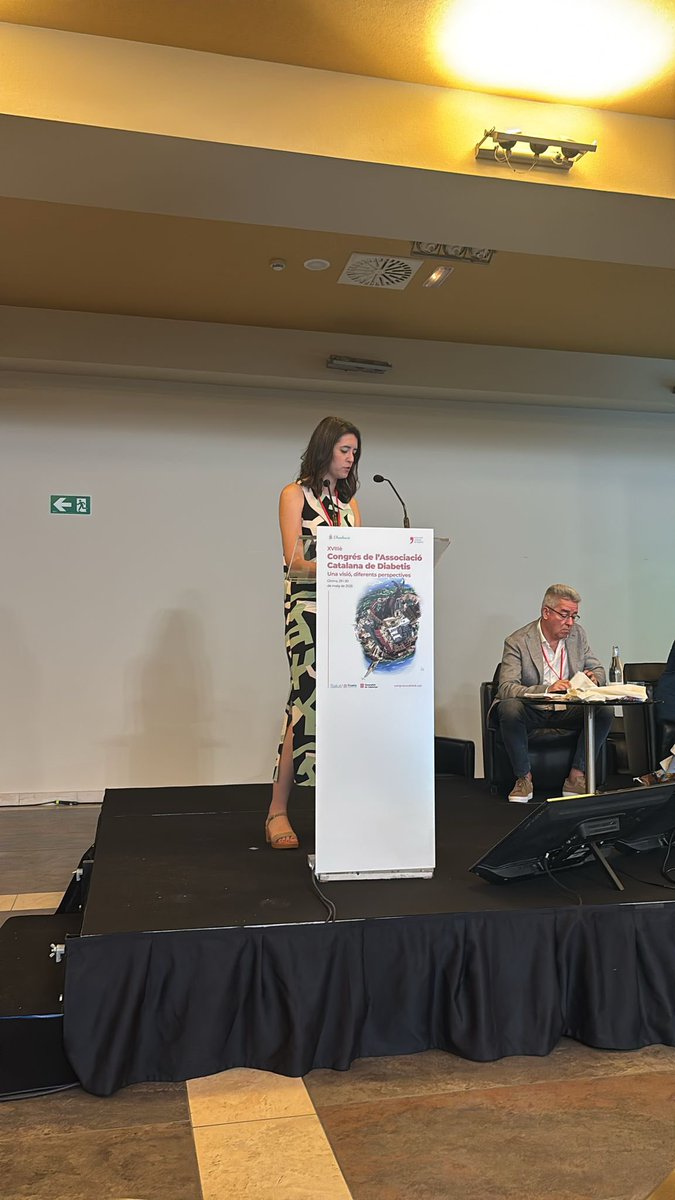 Ponemos fin al XVIIIè Congrés de ACD. Gracias a todos por compartir estos dos días 🫂
🔈Nos vemos el 29 de mayo de 2026 en Barcelona, en <a href="/hospitalclinic/">Hospital Clínic</a>