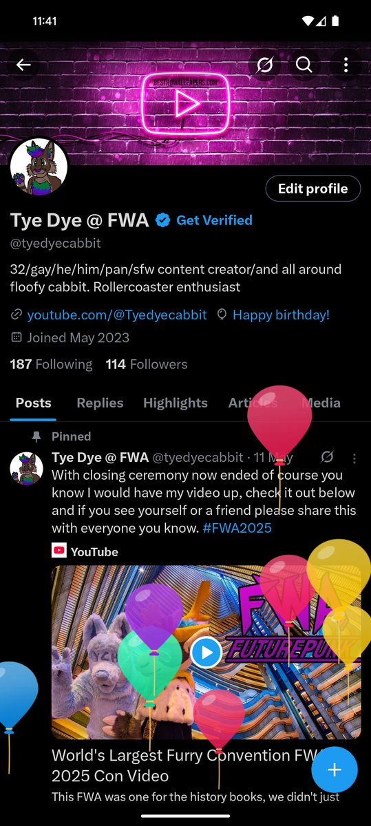 tyedyecabbit's tweet image. Oh no the balloons are attacking me nooooooooo!!!!!!