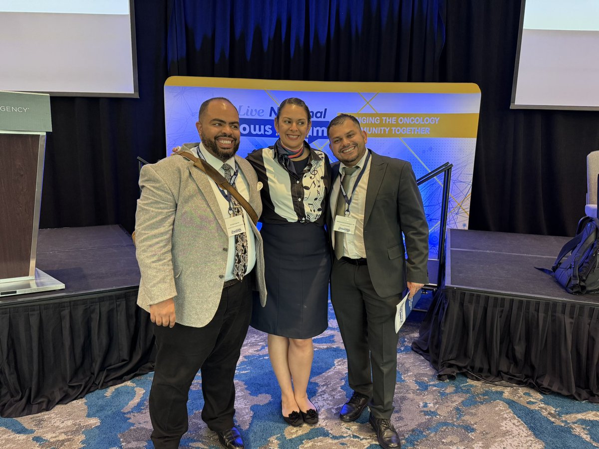 UNCHemeOnc's tweet image. Proud of @UNC_SOM fellows Dr. Abner Murray (@dominicandoc2) & Dr. Arshed Al-Obeidi for representing at the 2025 @OncLive National #FellowsForum! From the lakefront to the podium, they brought brilliance, energy, and heart to #ASCO25 Day 0. 🫁👏 #LCSM #cancerresearch