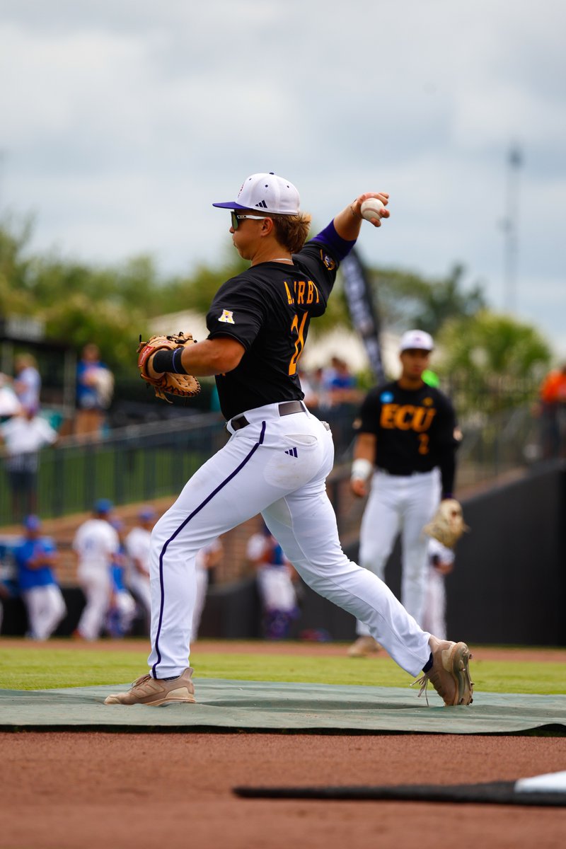 Hoist The Colours tweet media