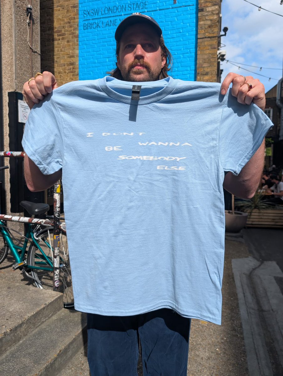 carolinetheband's tweet image. 2 new tshirt designs on bandcamp now!
caroline.bandcamp.com/merch