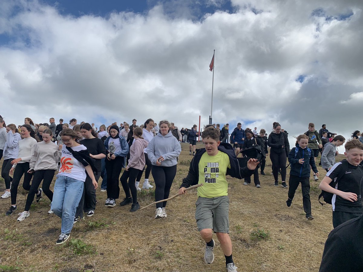 Mr P Reynolds (@mrreynoldsrhsht) on Twitter photo Another successful HWB week culminating in our annual Sponsored Walk. Well done all!  #ProudToBeRoss Another successful HWB week culminating in our annual Sponsored Walk. Well done all!  #ProudToBeRoss