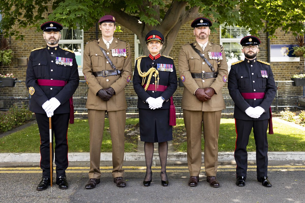 Another proud day for the Corps in the heart of Regent’s Park as we welcome our two newest Conductors into this esteemed appointment. Congratulations to WO1 (Cdr) T Roche and WO1 (Cdr) B Wright on achieving this prestigious milestone! 🟦🟨 #WeAreTheRLC #BritishArmy #Conductors