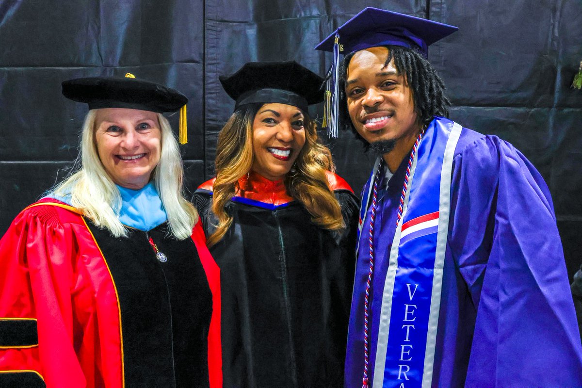 In honor of Military Appreciation Month, HCC thanks the students, faculty and staff who have served. 💙 

This year we welcomed Germany Booker, a U.S. Air Force student veteran to lead us in the Pledge of Allegiance during our 56th commencement ceremony. hccfl.edu/veteran