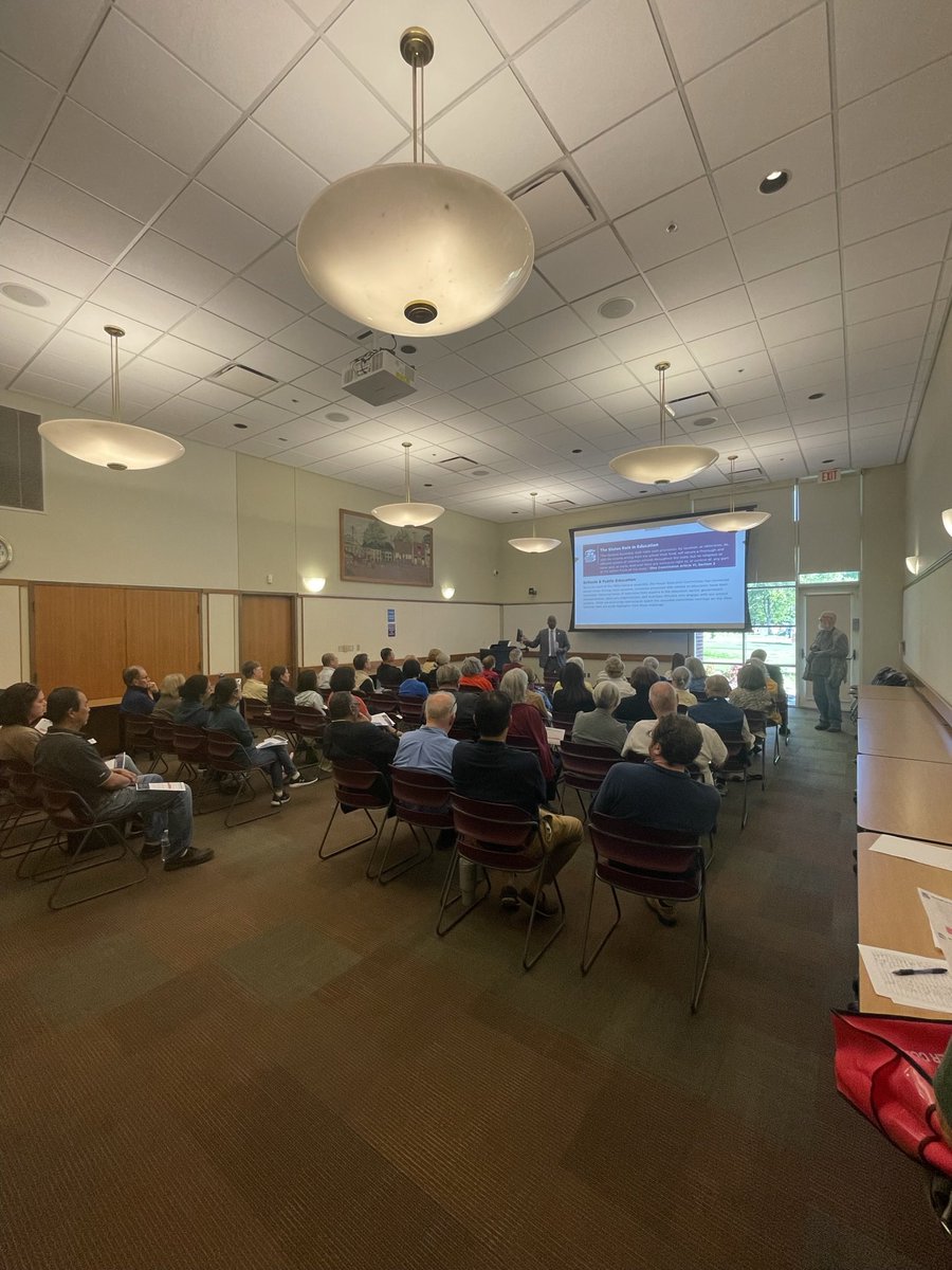 RepPhilRobinson's tweet image. Thank you to the people of Solon, Glenwillow, and Oakwood for filling the room at our State of the People Town Hall! Great people, great updates, and great questions. Forever proud to serve the people of District 19.
Onward together.