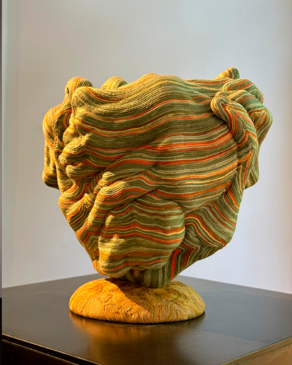 Enredo III
Resina e hilo de algodón
29 x 19 x 23 cm
2013

Especulaciones Orgánicas
Héctor Velázquez

Martes a sábado
11 - 17 hrs.

@hectorvelazquezgutierrez

Terreno Baldío Arte
Orizaba 177, Col. Roma, CDMX

#TerrenoBaldioArte #HectorVelazquez #Escultura