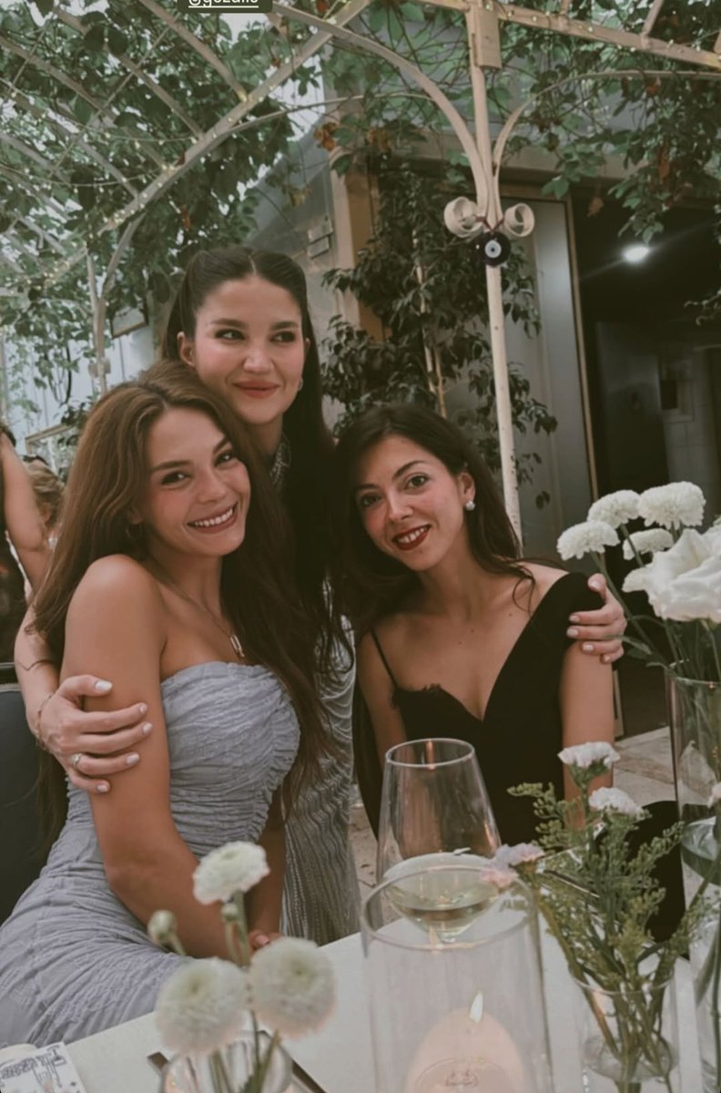 Ebru.www (@ebruwww1) on Twitter photo 