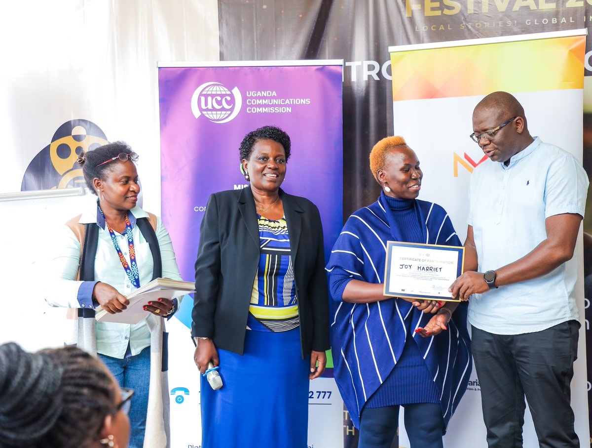 Ssalongo Kasule Douglas Benda🎭 (@bendizhodouglas) on Twitter photo The climax of the 5-day filmmakers' training conducted by <a href="/MariamNdagire14/">Mariam Ndagire</a> in partnership with Uganda Communications Commission under Uganda Film Festival <a href="/UgandaFilm/">Uganda Film Festival</a> happened this afternoon at Bat Valley Theatre
Filmmakers benefited from industry professionals who shared The climax of the 5-day filmmakers' training conducted by <a href="/MariamNdagire14/">Mariam Ndagire</a> in partnership with Uganda Communications Commission under Uganda Film Festival <a href="/UgandaFilm/">Uganda Film Festival</a> happened this afternoon at Bat Valley Theatre
Filmmakers benefited from industry professionals who shared