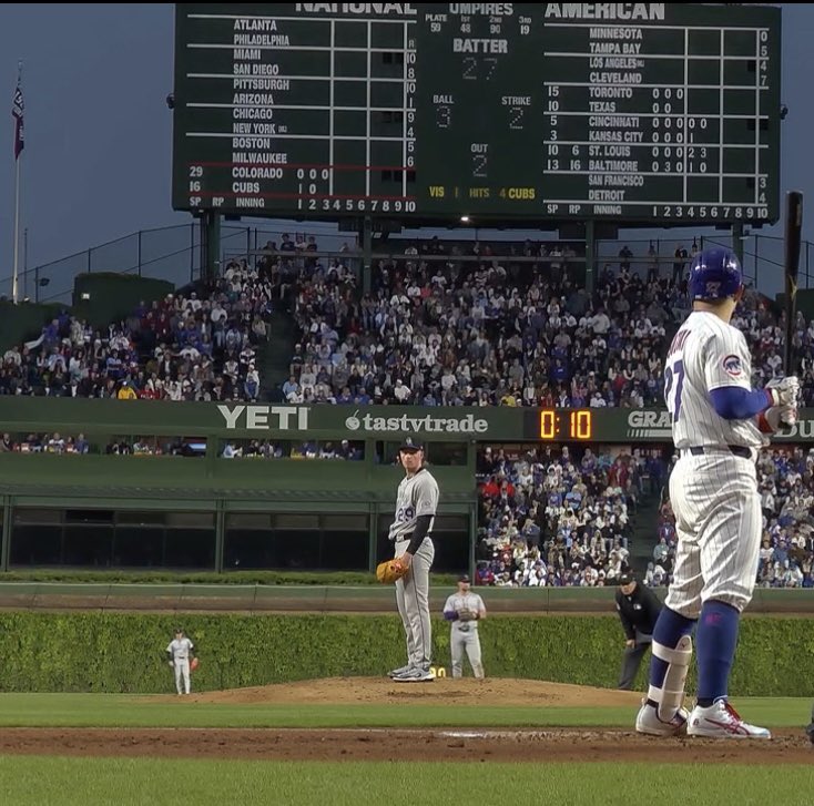 dcwelch_24's tweet image. Super cool camera angle from Tanner Gordon’s start at Wrigley the other night.