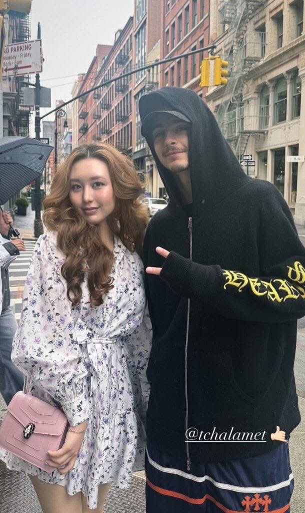 Timothée Chalamet pics tweet media