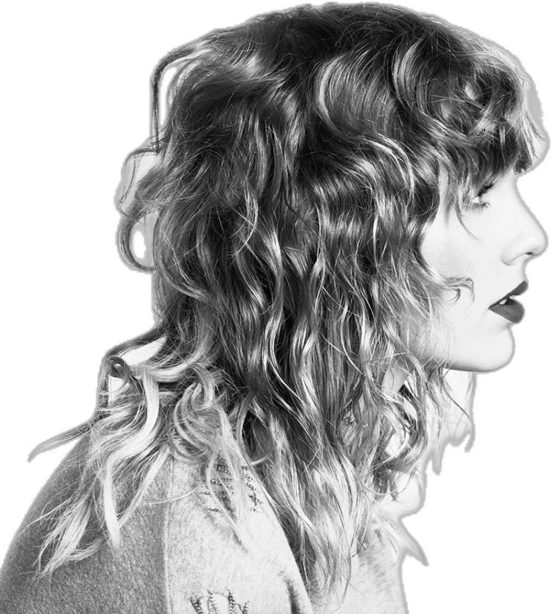 LaPuercaylor's tweet photo. Taylor reveló que terminó de re-grabar debut, y que podría lanzar rep TV después 

“He terminado de re-grabar completamente mi álbum debut, y realmente amo como suena. Estos dos álbumes (rep y debut) aún pueden resurgir, cuando sea el momento indicado, y si ustedes aún están emocionados, pero si sucede, no será desde un lugar de tristeza, si no que será una celebración!
