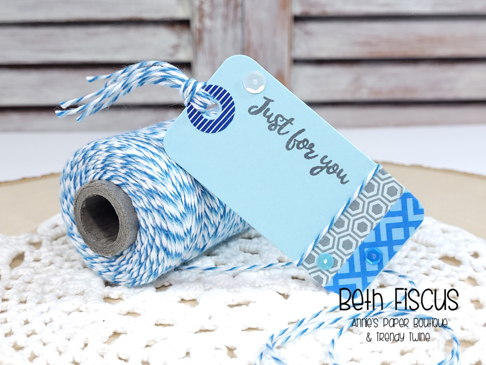 nursiebeth1's tweet photo. My latest @trendytwine project is this monochromatic tag. Details here: https://t.co/5ZiRe7SSTW
 #bethsbeauties #tag #tagits #anniespaperboutique #trendytwine #trendybakerstwine #blueberrytrendytwine #justforyou #washitape https://t.co/z1Mv6YYxWF