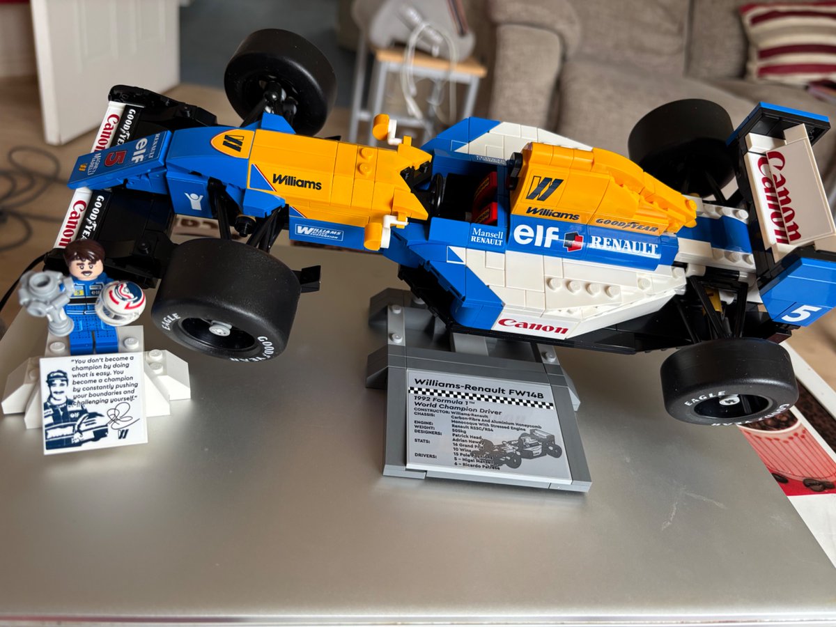 A good few days building this 👍
<a href="/LEGO_Group/">LEGO</a> <a href="/williamsf1/"></a>