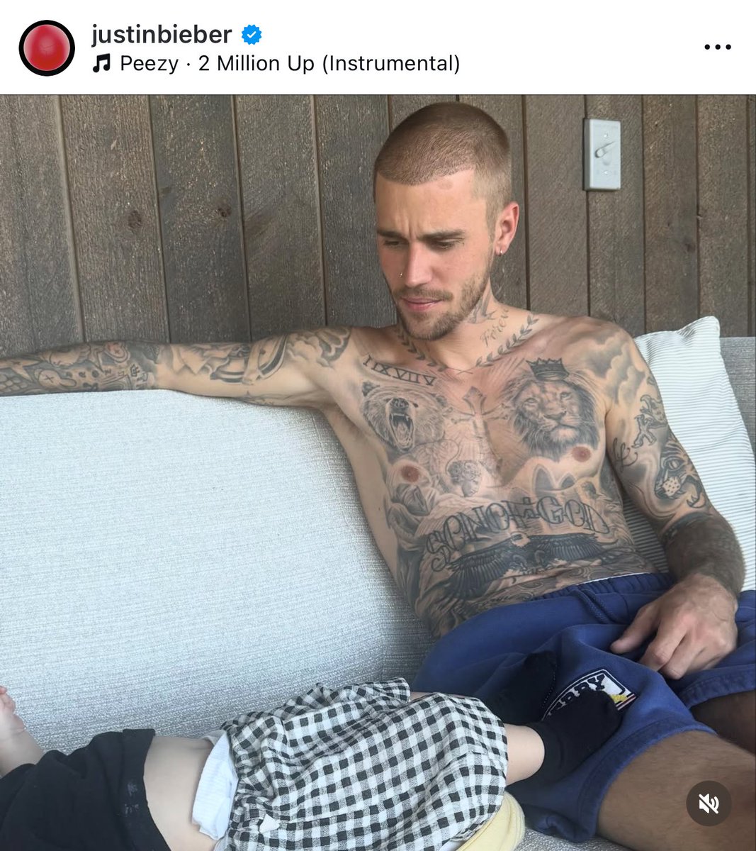 Justin Bieber, el padre del año 💀🤦🏻‍♀️ Pobre chiquillo 🫠