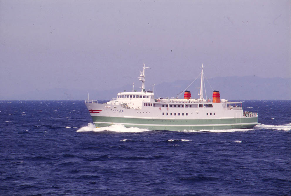 フェリーなみじ引退したんですね このカラー、五島航路では子供の頃の