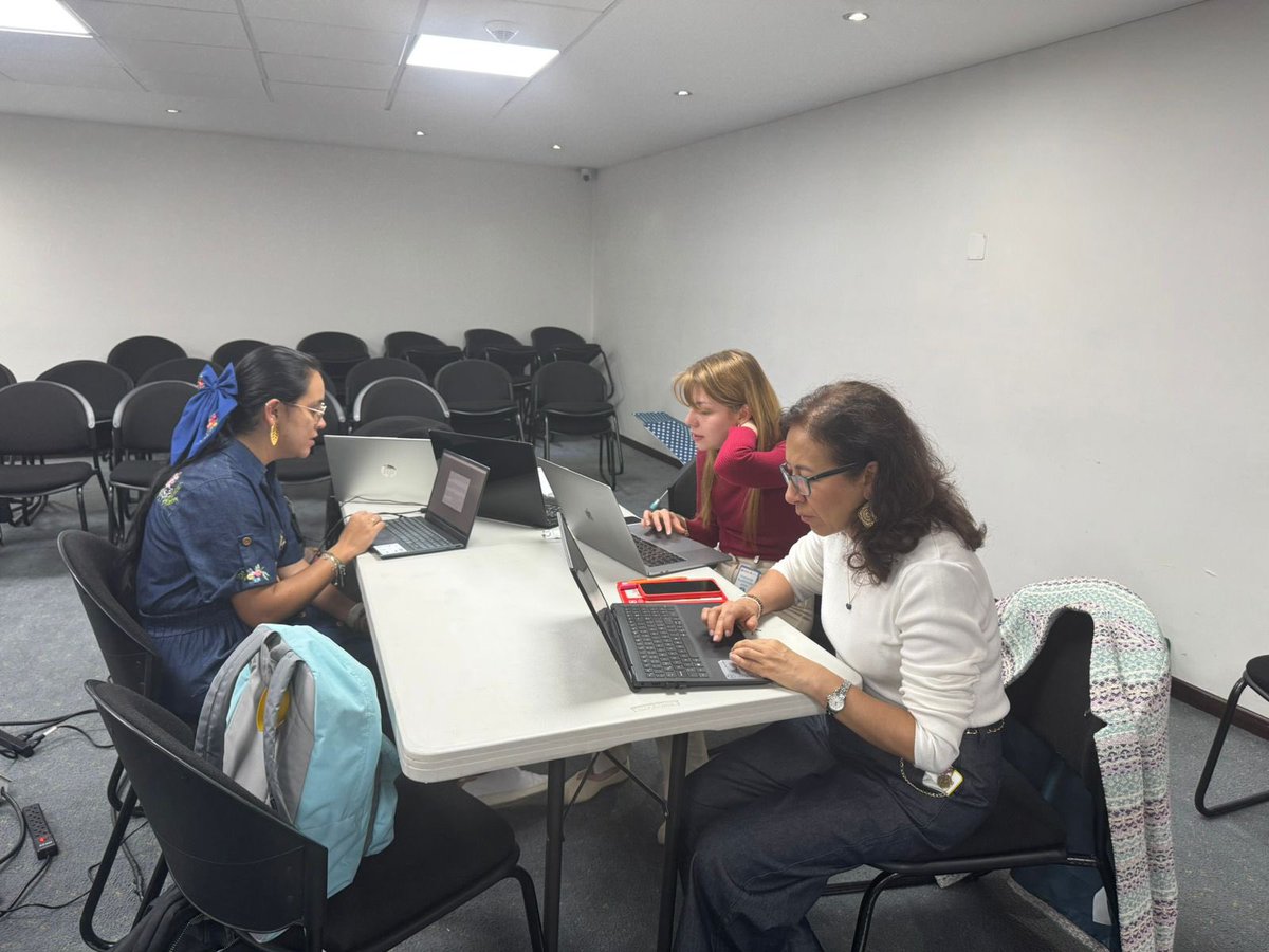 Del 26 al 30 de mayo, autoridades nacionales, con el apoyo de la Embajada del Reino de los Países Bajos <a href="/NLinColombia/">NL Embajada Colombia</a> <a href="/WHOAMRO/">WHO AMRO</a> y OPS/OMS Colombia, realizaron visitas técnicas y un entrenamiento en análisis de datos integrados de resistencia a los antimicrobianos RAM.