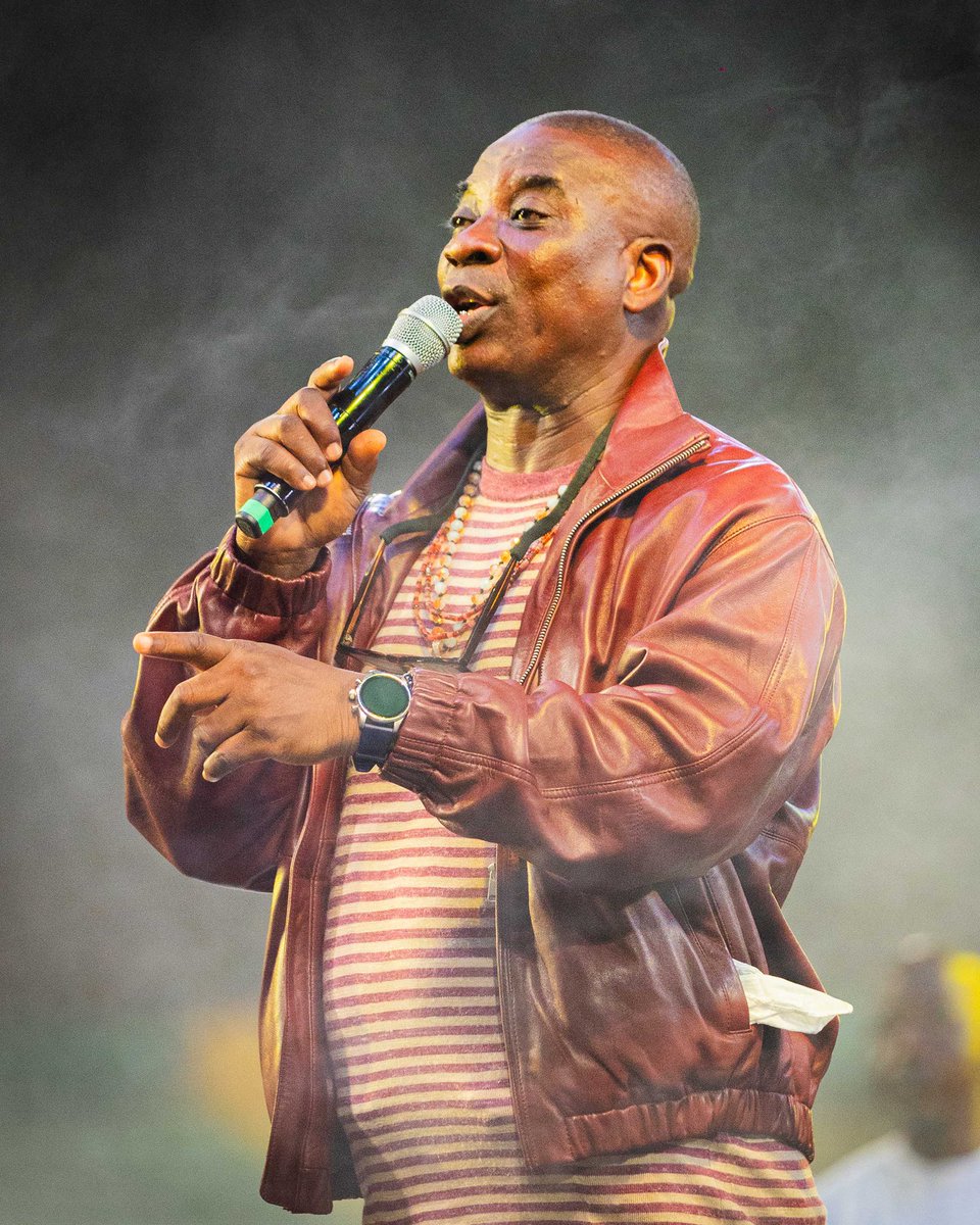 gatewaygames_24's tweet photo. When K1 holds the mic, everywhere must scatter. Fuji to the world!

#GatewayGames2024 #OgunState https://t.co/neHBUtlRX2