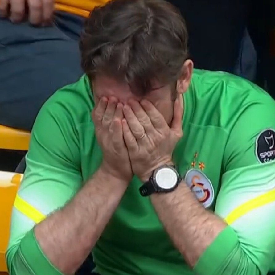 Bir insanın bir insana duyduğu şu aşka bakın…😢