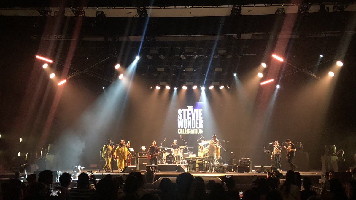 JavaJazzFest's tweet image. A timeless voice and a legendary soul The Stevie Wonder Celebration graces the stage
#BNIJJF2025 #20yearsJavaJazzFestival