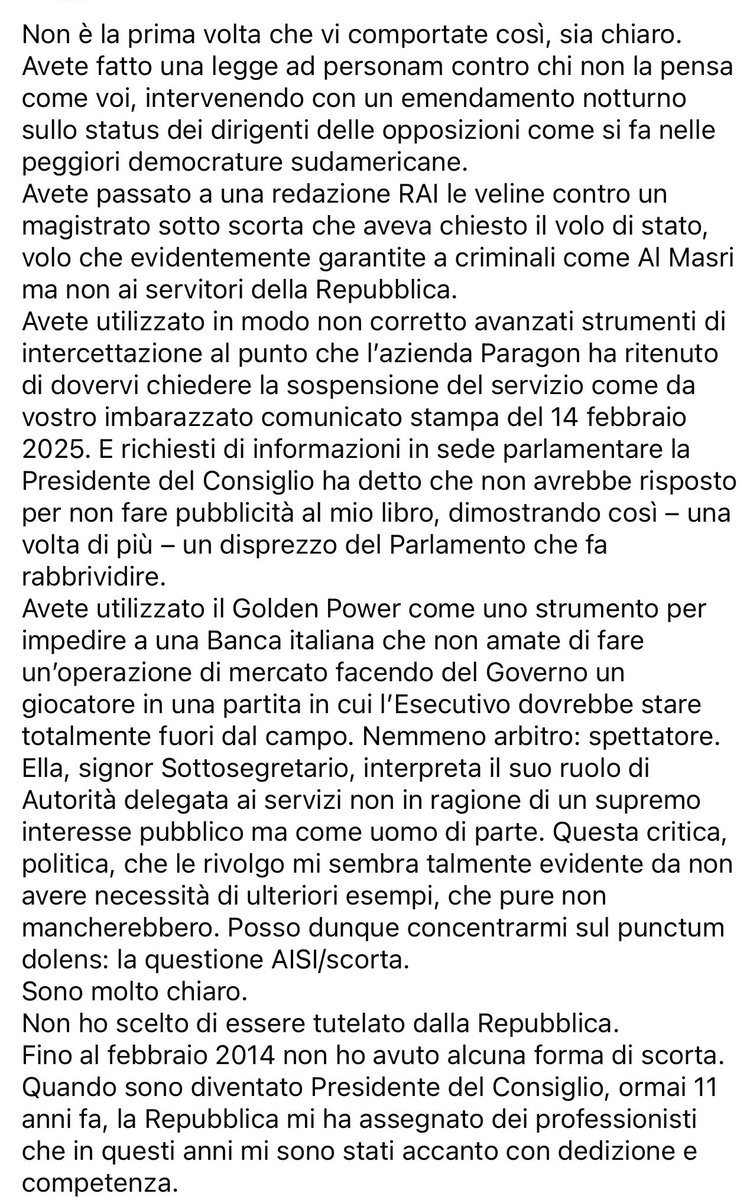 Matteo Renzi tweet media