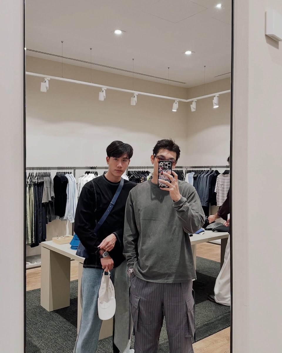 quantumgrande's tweet photo. IG Update : mewsuppasit

Us in Vienna 🎶🎵

@MSuppasit @octotul 
#MewSuppasit #Tul_Pakorn 
#มิวศุภศิษฏ์ #ตุลย์ภากร 
#MewTul #มิวตุลย์ https://t.co/i2gwg1sDGL