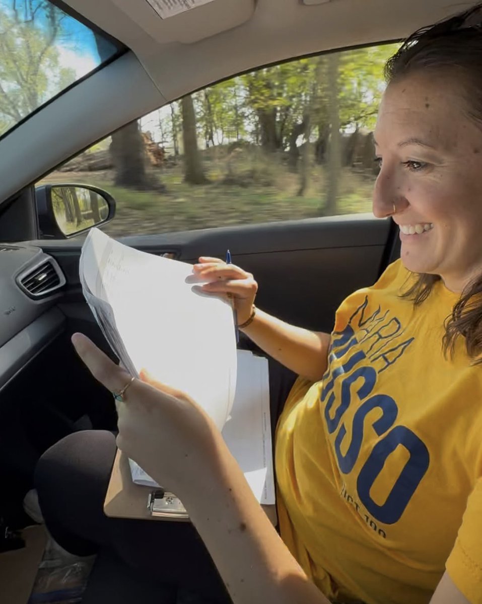For us Dirtroaders, creating change starts and ends with relationships. That means driving thousands of dirt roads and driveways to have face-to-face conversations with neighbors.

Pictured: Dirtroad alum Maria Russo driving to doors in rural West Virginia