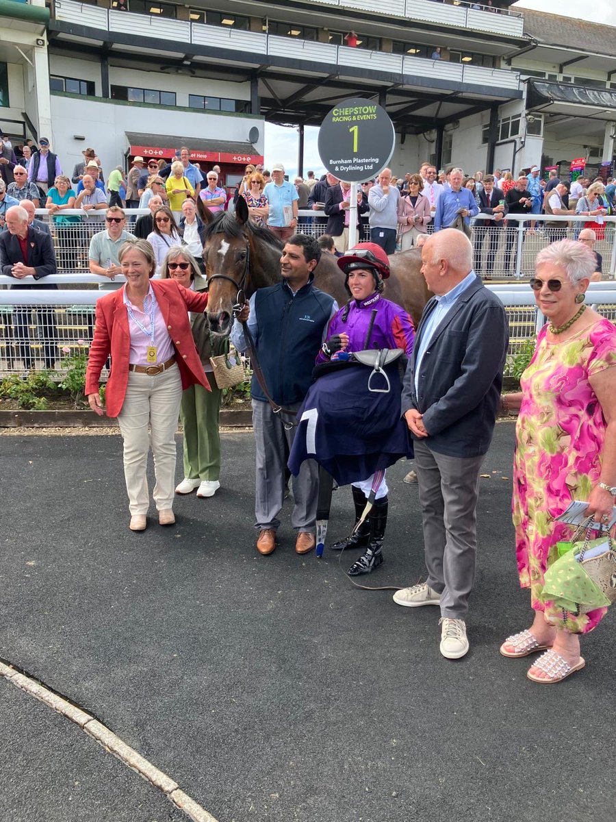 InsigniaRacing's tweet photo. Pomme Pomme bought up her hat trick in impressive style ⁦@Chepstow_Racing⁩ today. Good front running ride by Rose Dawes, ⁦@ChannonRacing⁩ ⁦@RathaskerStud⁩ #happyowners #horseracing #horsesyndicates https://t.co/G27FwMusK1