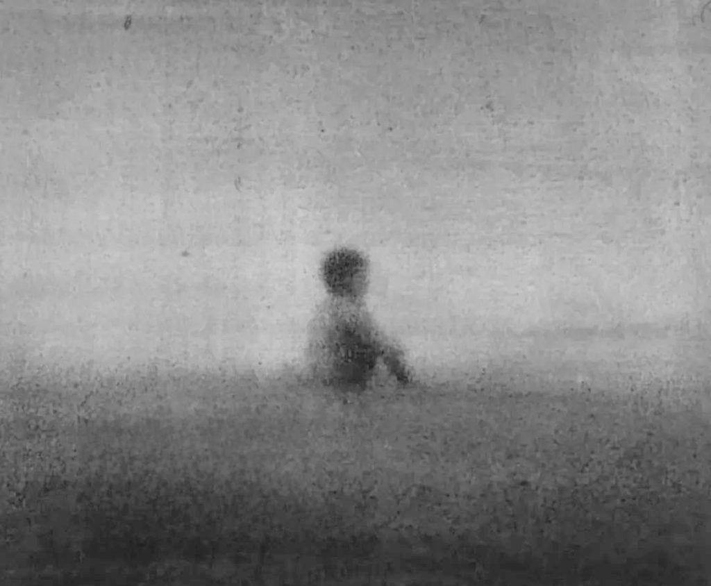 "Gönlümü yoran yerlerden usulca çekildiğim yaştayım."