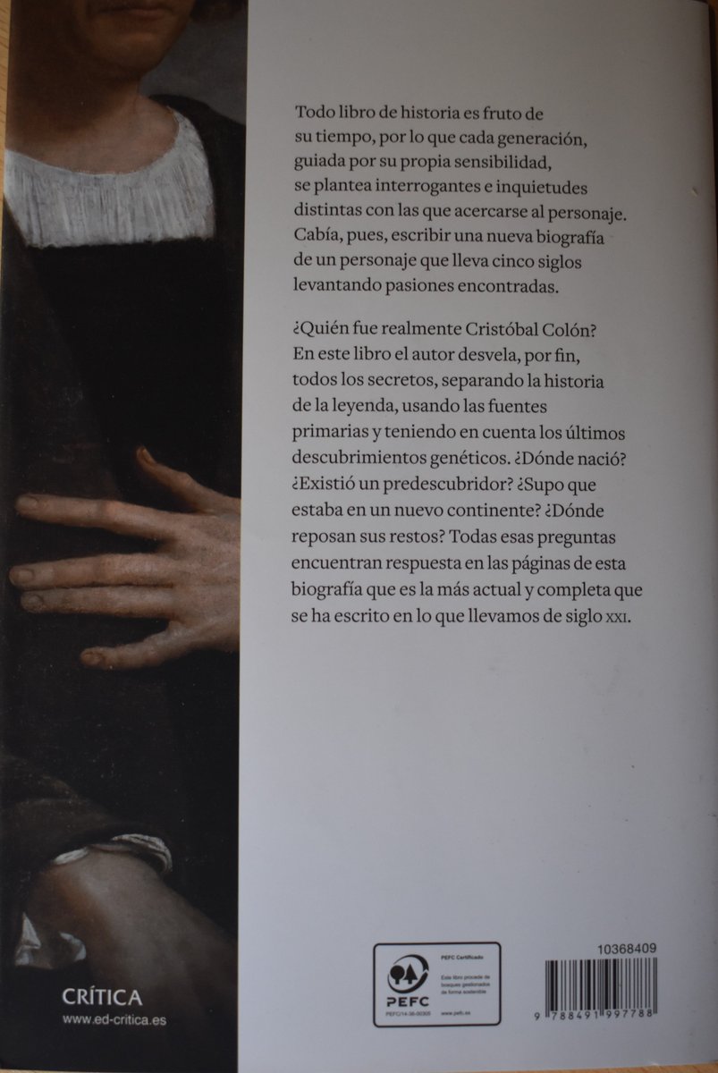 Ahora mismo me acaban de llegar los primeros ejemplares de mi nuevo libro. Siempre es un gustazo poder tocar por primera vez tu obra, pero en ese caso más aún porque es la culminación de un trabajo que empecé en el siglo pasado.