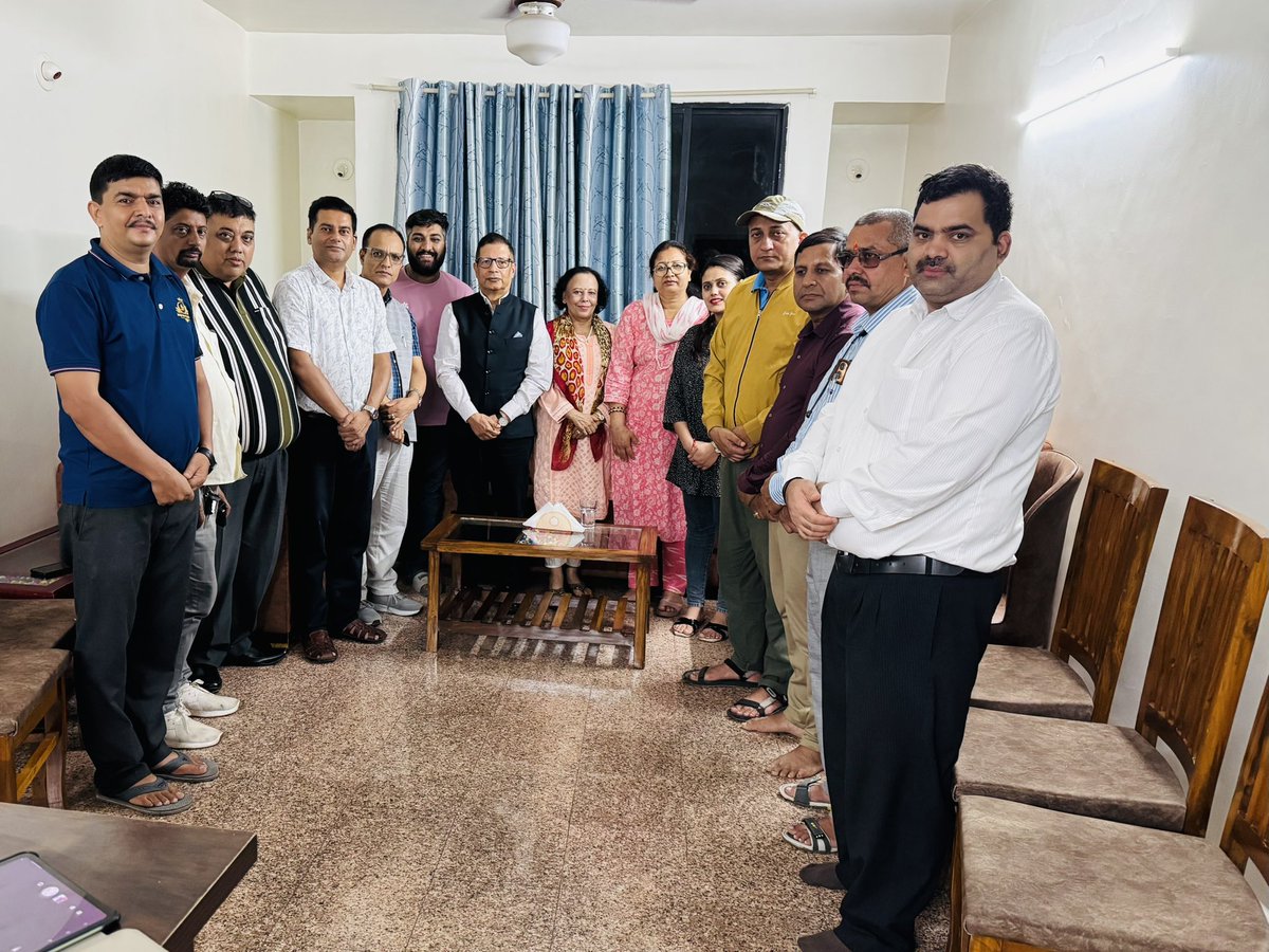 Dr. Shankar P Sharma (@drshankarsharma) on Twitter photo Great interactive session in Pune between <a href="/EONIndia/">Nepal Embassy, India</a> diplomats & the Nepali community residing in the city, focused on various services provided by the Embassy, including consular support &🇳🇵-🇮🇳 relations.
Despite challenges, the Nepali community is doing commendable job in Pune Great interactive session in Pune between <a href="/EONIndia/">Nepal Embassy, India</a> diplomats & the Nepali community residing in the city, focused on various services provided by the Embassy, including consular support &🇳🇵-🇮🇳 relations.
Despite challenges, the Nepali community is doing commendable job in Pune
