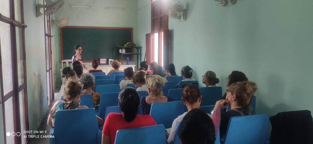 Ernesto (@ern_antunez) on Twitter photo En desarrollo: Preparación Metodológica a la estructura municipal de la Dirección General de Educación de #SanctiSpíritusEnMarcha <a href="/AndreiArmasBra6/">Andrei Armas Bravo</a> <a href="/amaury_amet/">Amaury Amet Cabrera Oliva</a> <a href="/AlexisLorente74/">Alexis Lorente Jiménez</a> <a href="/DeivyPrezMartn1/">Deivy Pérez Martín</a> En desarrollo: Preparación Metodológica a la estructura municipal de la Dirección General de Educación de #SanctiSpíritusEnMarcha <a href="/AndreiArmasBra6/">Andrei Armas Bravo</a> <a href="/amaury_amet/">Amaury Amet Cabrera Oliva</a> <a href="/AlexisLorente74/">Alexis Lorente Jiménez</a> <a href="/DeivyPrezMartn1/">Deivy Pérez Martín</a>