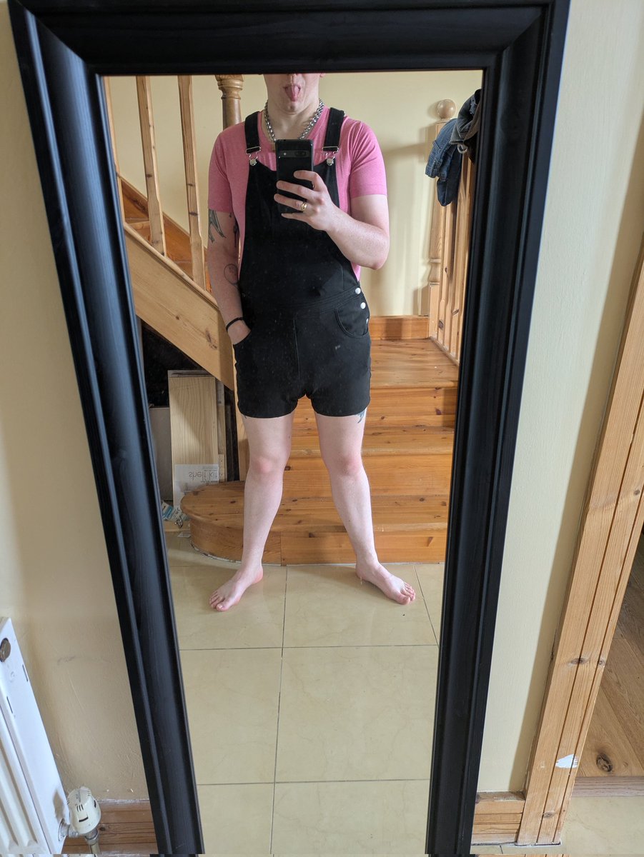 Do you like my outfit for BDF???? 🫣🫣🍼🍼