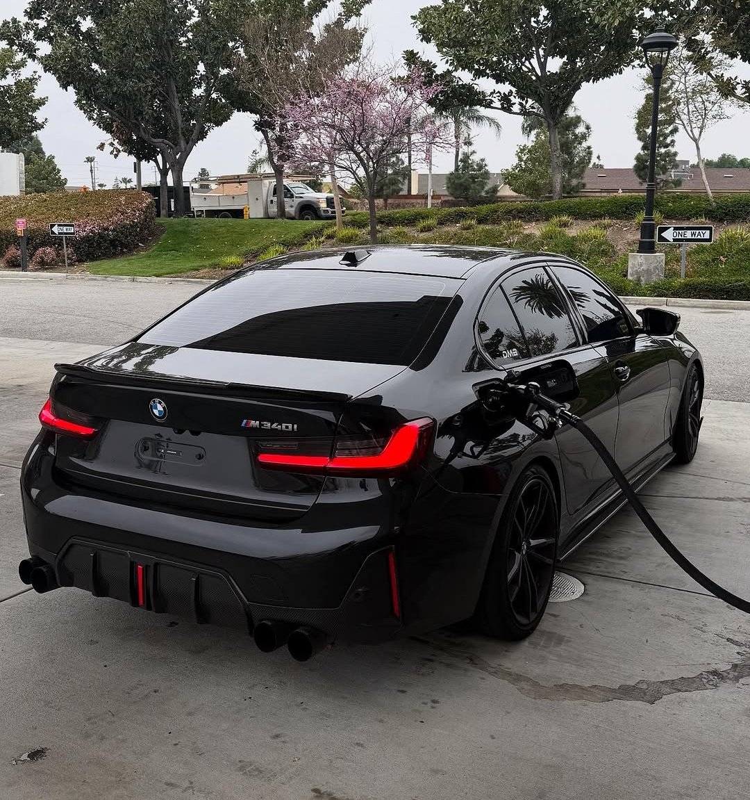 ExoticBMW tweet media