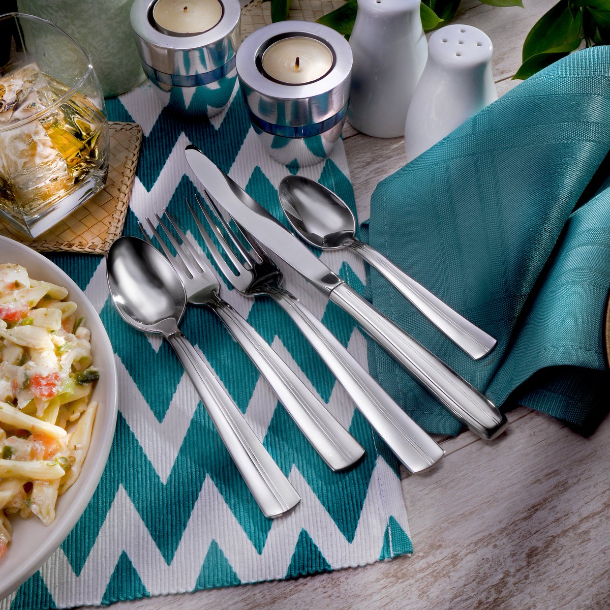 LibertyTabletop's tweet image. LAST CHANCE 🚨15% Off Ends Sunday! Save 15% on our Flatware Patterns of the Month for May! 🍽️ 🌟 Use code MD2025 for Betsy Ross, Cedarcrest, Chesapeake, and Modern America. For use code LINCOLN2025. Sale ends 6/1! Shop now ▶️ libertytabletop.com/specials/
