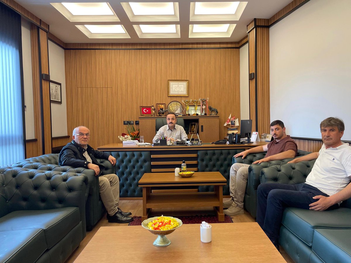 Ziyaretleri için; Ulubey Belenyurt Mahallesi Muhtarımız Sn.Servet Şimşek, Ordu Şoförler Odası Yönetiminden Sn.Hasan Evcimen ve Sn.Fatih Gül’e teşekkür ediyorum.

#DevletBahçeli
#MilliyetçiHareketPartisi
#mhporduilbaşkanlığı
#tbmmmhpgrup