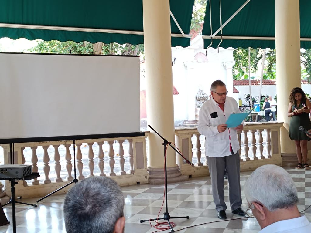 El Instituto Cubano de Amistad con los Pueblos y la Asociación de Amistad Cuba - Rusia se honran en organizar este acto político cultural en conmemoración al aniversario 33 del Día de Rusia, su fiesta nacional, que se cumple el próximo 12 de junio.

#ICAP65 #ICAPCuba #CubaRusia