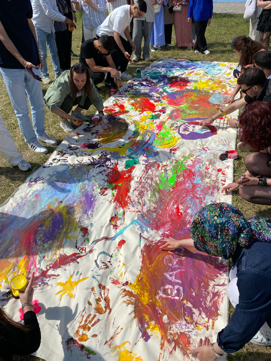 Bizimle bu süreçte yol alan herkese teşekkür ederiz. Bu son etkinlik olsa da, dayanışma ruhu kalplerimizde yaşamaya devam edecek. 💌