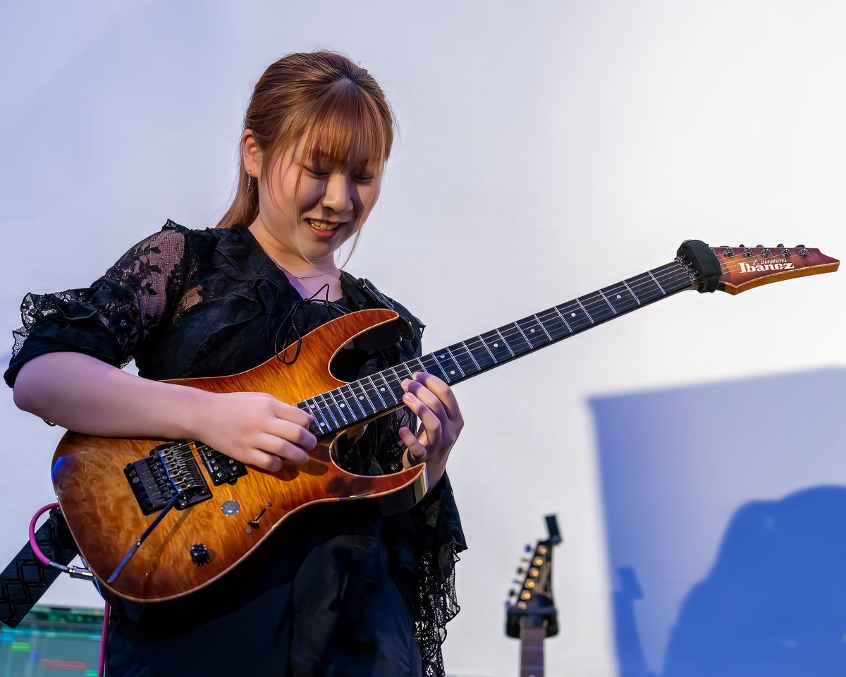 昨夜はイギリスでのクリニックでした🇬🇧
そしてAndertonsさんにもお邪魔してきました😎
Ibanezさんをはじめ、関係者の方々のホスピタリティと、来てくださったみなさんに感謝です🙏
そしてポールさん！！本当にありがとうございました😆✨️