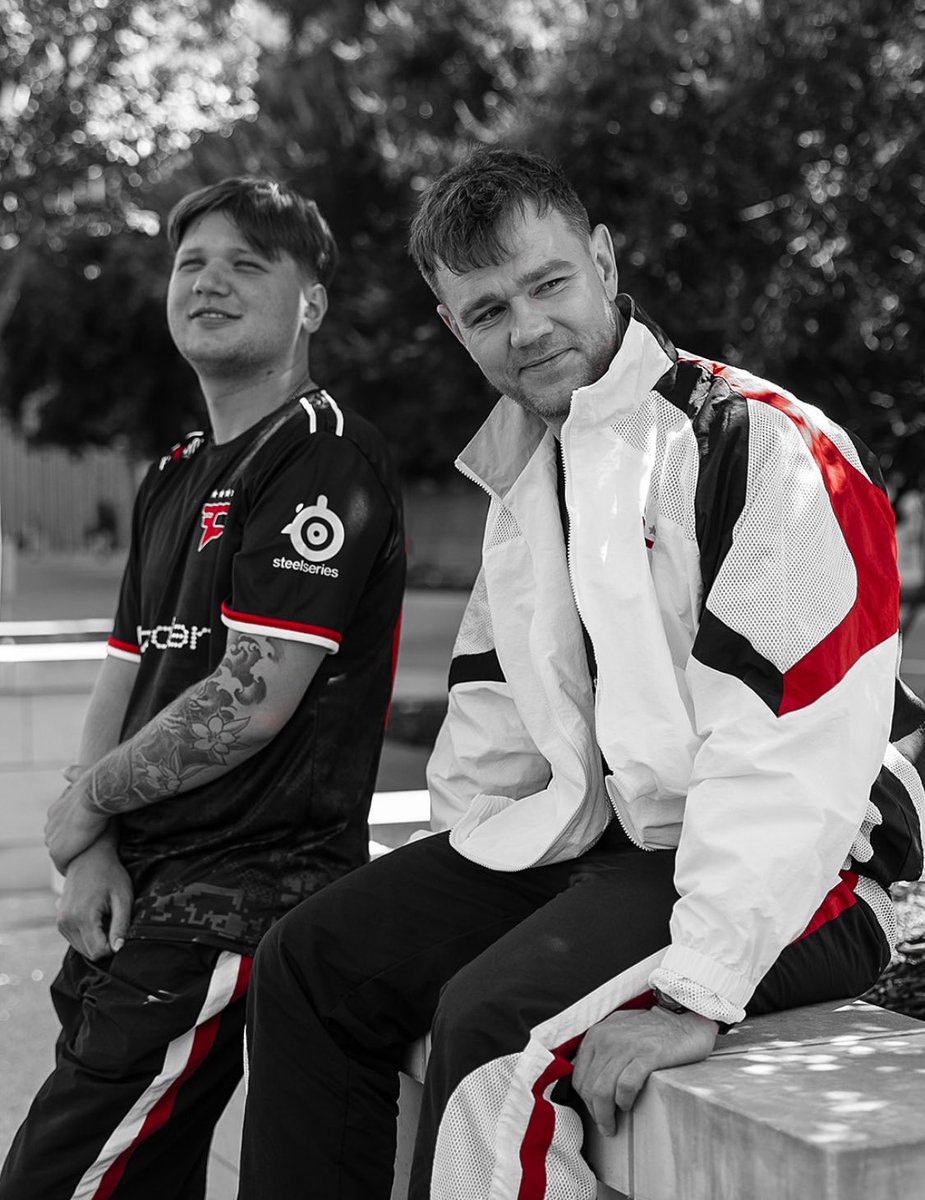 Temperrr's tweet image. Never followed a blueprint.
We became one.
Happy #FaZe Day ❤️ #15Years