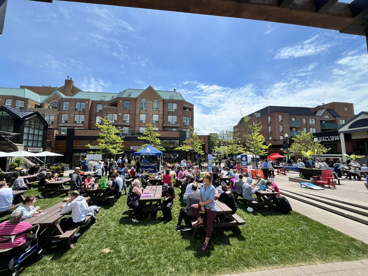 ConnorHammill (@hammill_connor) on Twitter photo The sun came out for the <a href="/OakvilleCL/">Community Living Oakville</a> Food Truck Friday event! Go downtown Oakville to celebrate all the work that Community Living Oakville does for our community. <a href="/sheridancollege/">sheridancollege</a> is so proud that so many of our students go on to work with CLO here in our community. The sun came out for the <a href="/OakvilleCL/">Community Living Oakville</a> Food Truck Friday event! Go downtown Oakville to celebrate all the work that Community Living Oakville does for our community. <a href="/sheridancollege/">sheridancollege</a> is so proud that so many of our students go on to work with CLO here in our community.