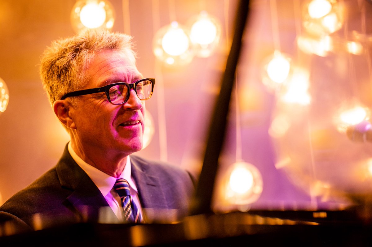 Your weekend is waiting. 🍹🎶 

Dine on the patio and enjoy live music care of Benny Weinbeck &amp; Company in the bar 7-10 p.m. tonight!