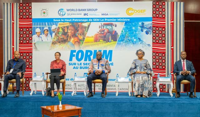 UNHCR_BF's tweet photo. Private Sector Forum | Ouagadougou, May 27–28
UNHCR reaffirms its role as a trusted partner for inclusive and resilient growth.
Together with @IFC_org, we’re advancing #SustainableSolutions: 🎯Inclusion of refugees &amp; IDPs 🤝 Humanitarian-development nexus
@IFCAfrica https://t.co/9DIO6W37MJ